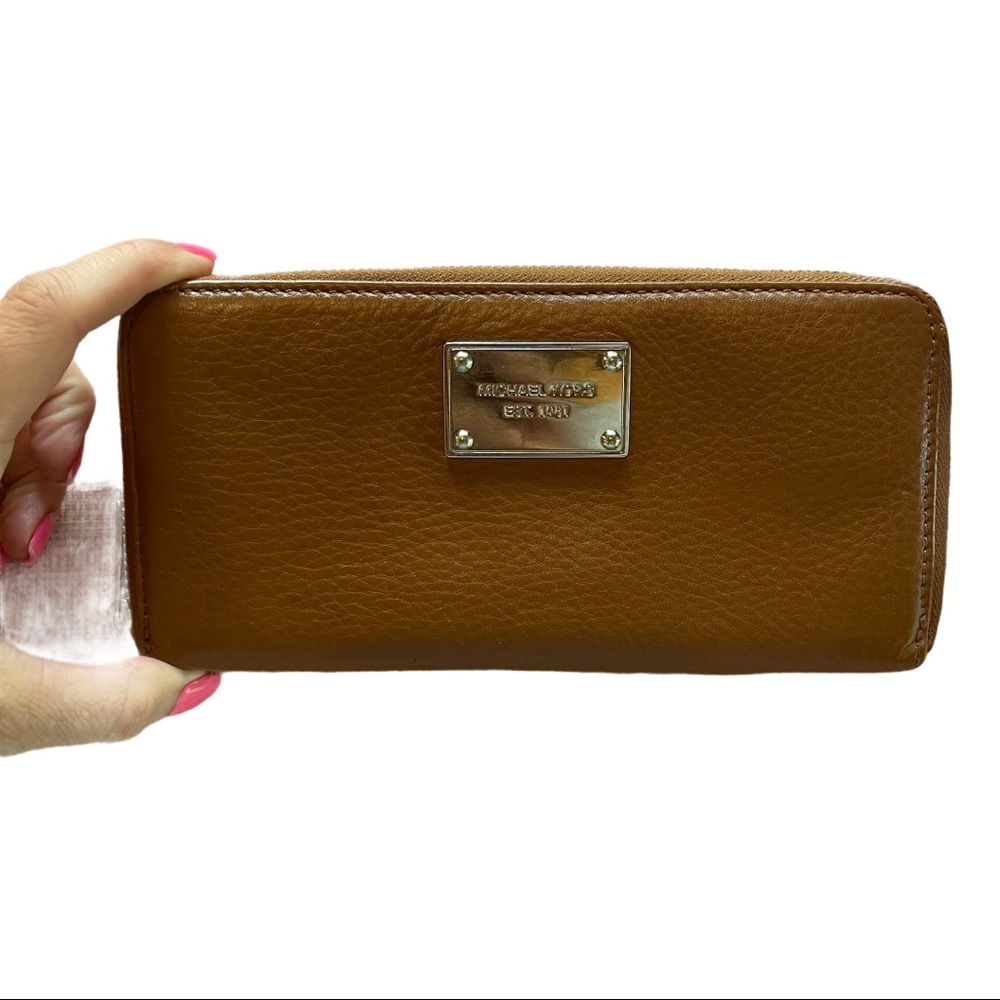 MICHAEL KORS Brown Leather Zip-Around Wallet